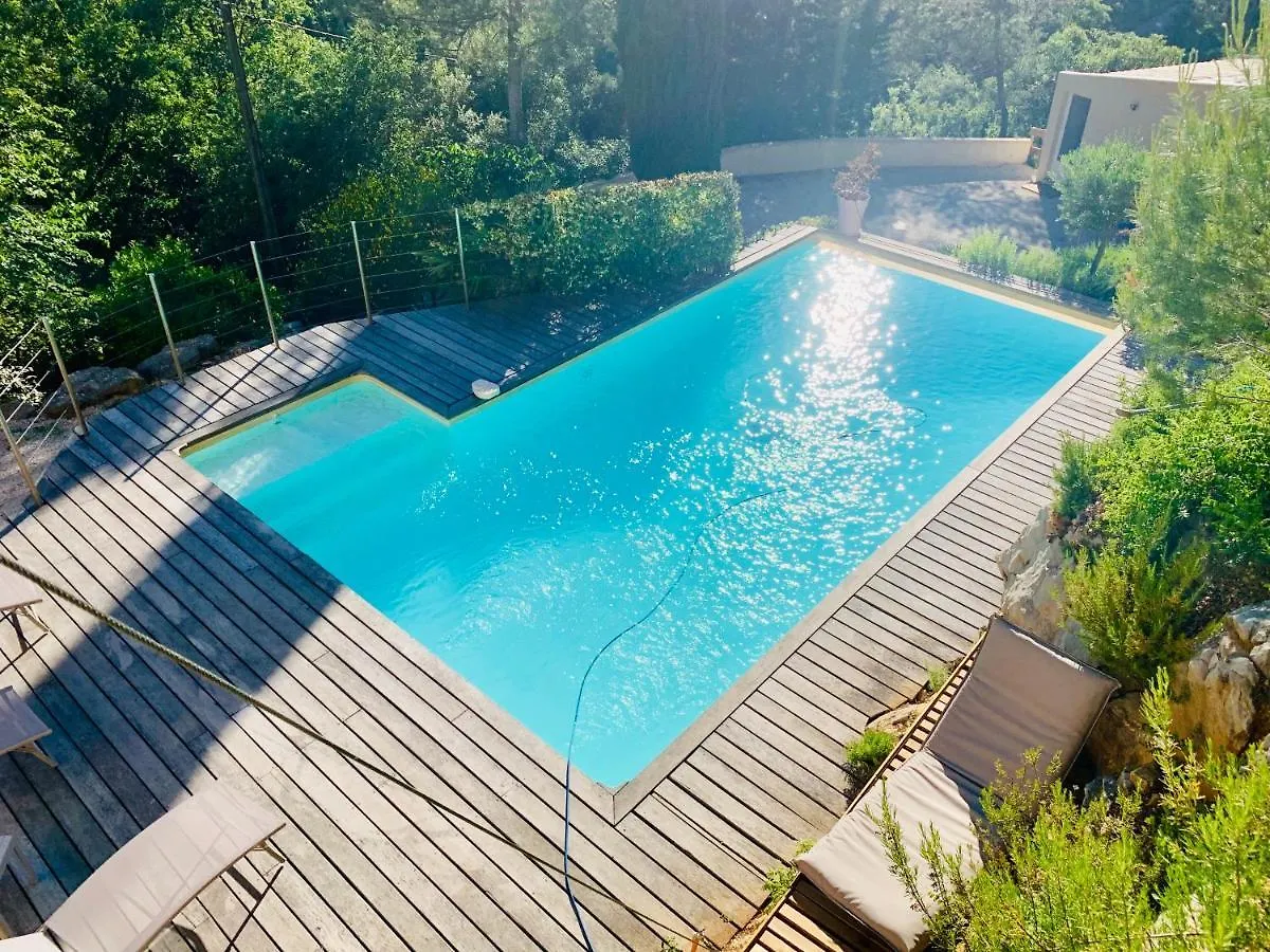 Petit Coin De Paradis Hotel Gemenos Guest house