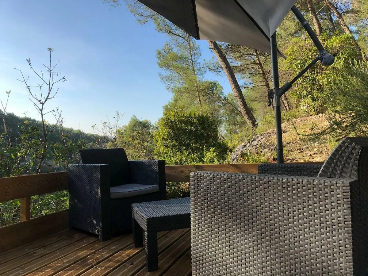 Petit Coin De Paradis Hotel Gemenos Guest house